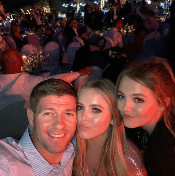Lexie Gerrard With Father And Sister